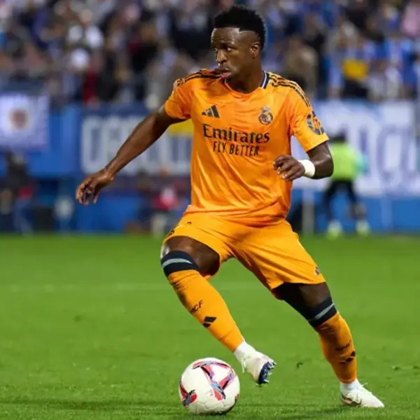 La figura del Real Madrid Vinicius Junior cada vez más cerca de jugar en el fútbol de Arabia Saudita