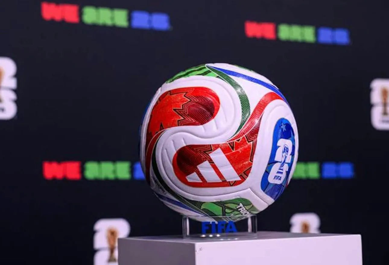 La FIFA presenta oficialmente el TRIONDA