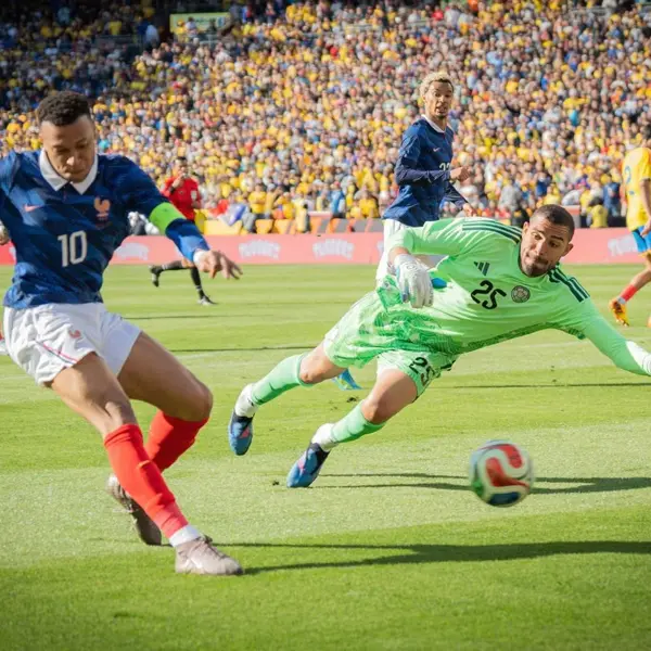 Francia impone su jerarquía y vence 3-1 a Colombia en amistoso internacional