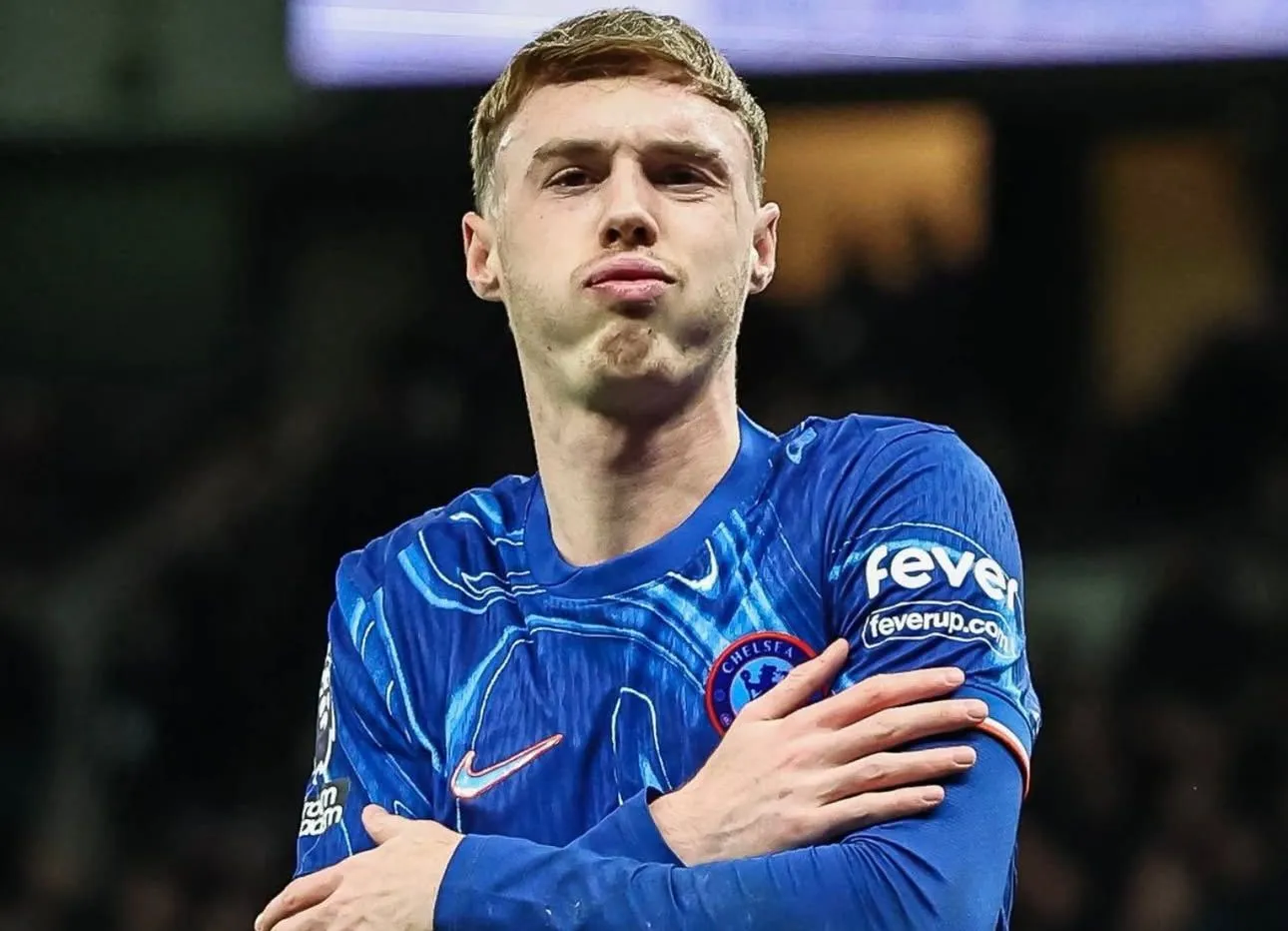 El delantero del Chelsea, Cole Palmer, vuelve a ser baja tras sufrir una lesión en un dedo del pie izquierdo.