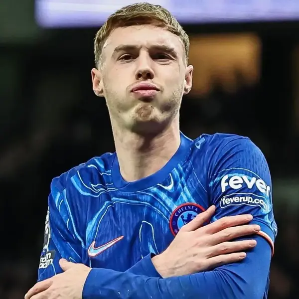 El delantero del Chelsea, Cole Palmer, vuelve a ser baja tras sufrir una lesión en un dedo del pie izquierdo.