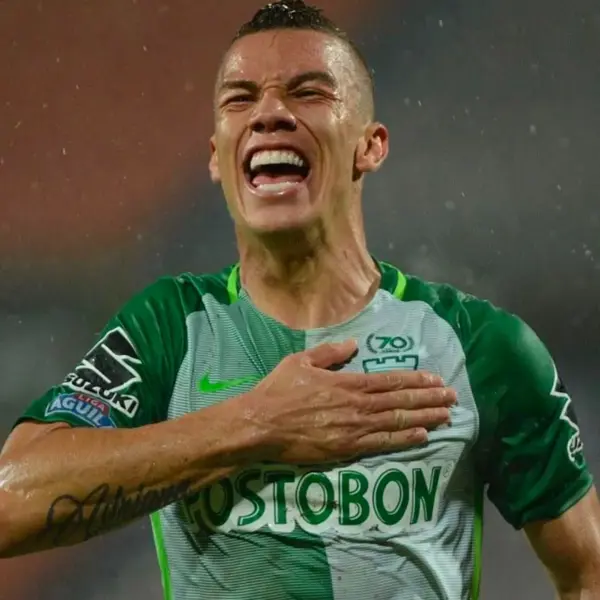 Matheus Uribe regresa al futbol colombiano.