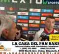 Érik Lira en los micrófonos de W SPORTS TV Cortesía: La Casa Del Pan Bakery And Restaurant!